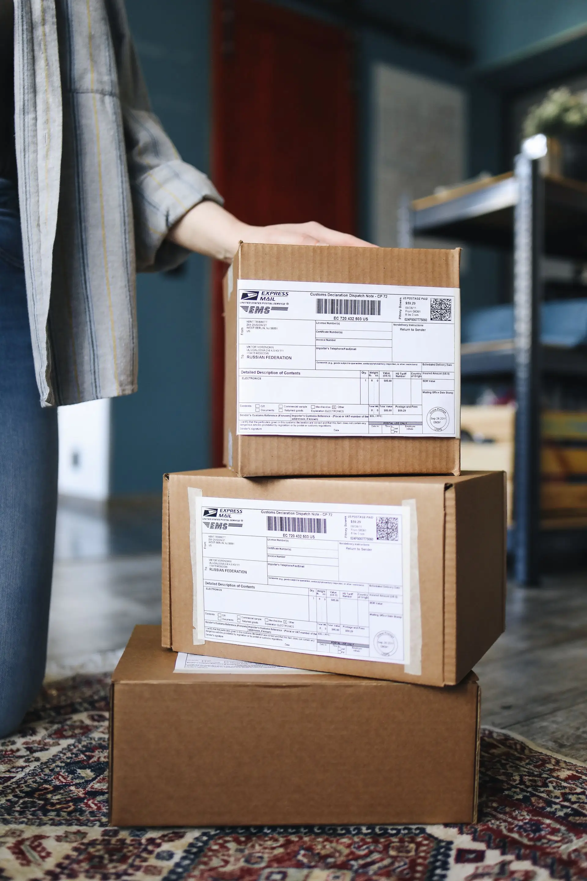 Barcode & Tracking Labels